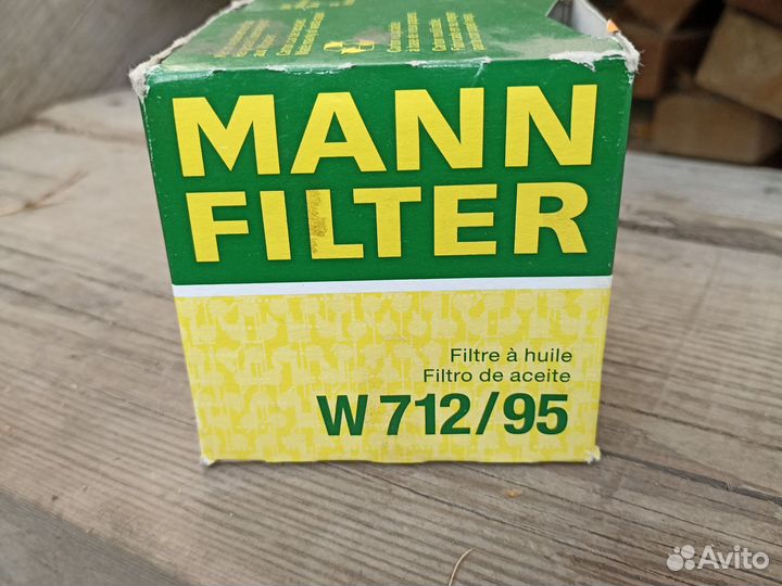 Фильтр масляный vag W712/95