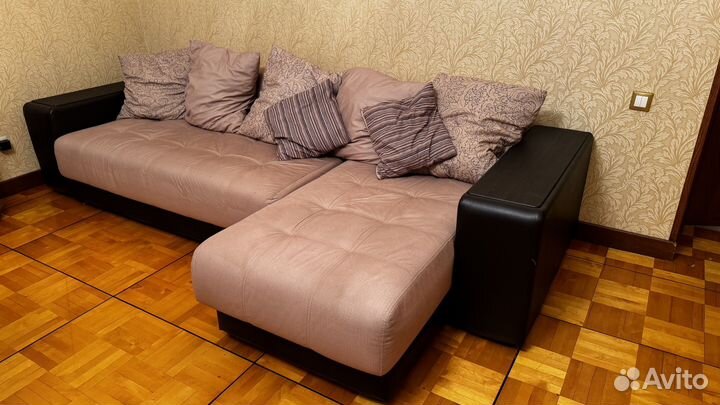 Диван Б/У угловой