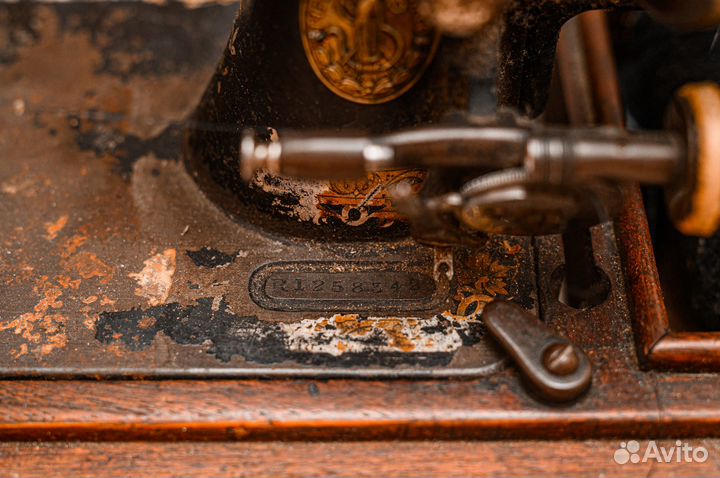 Швейная машинка зингер Singer