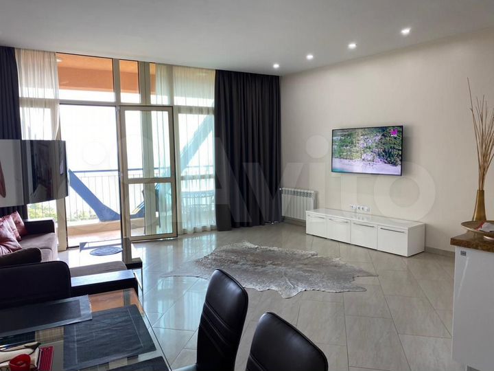 3-к. квартира, 96 м², 13/23 эт.