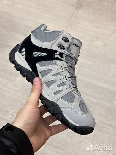 Кроссовки Merrell новые непромокаемые высокие