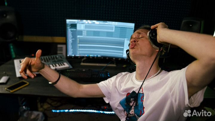 Сведение, мастеринг, написание текста, биты