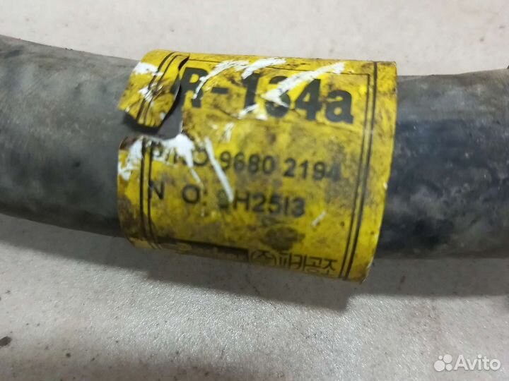 Трубка кондиционера Авео 1.2 Т200, Т250 Т255 B12D1