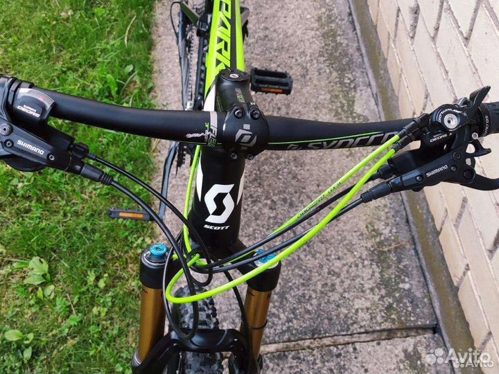 Велосипед Scott Spark 750