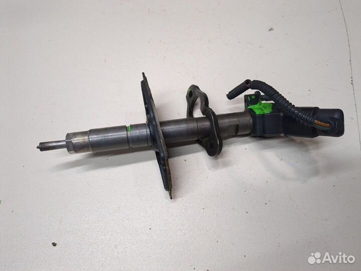 Форсунка топливная Volkswagen Phaeton, 2009