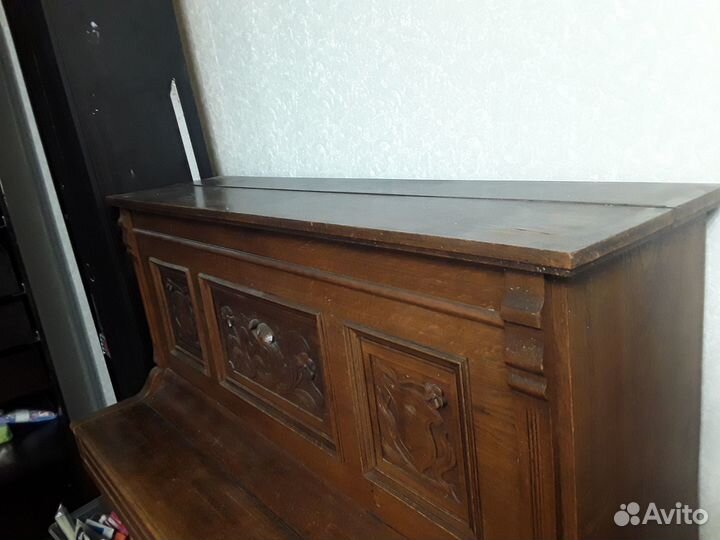 Немецкое старинное пианино