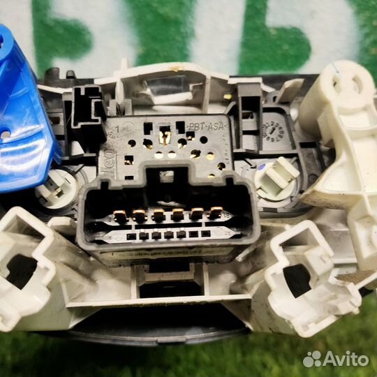 Блок управления климатом Nissan Almera G15 III