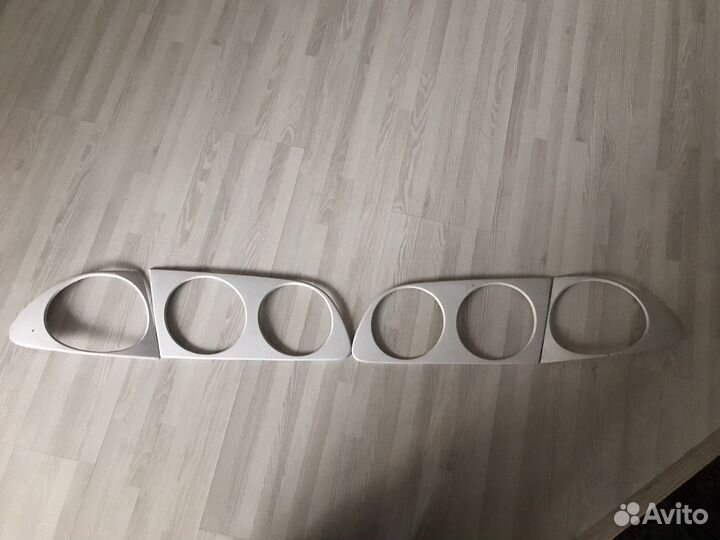 Маски на задние фары Caldina 215