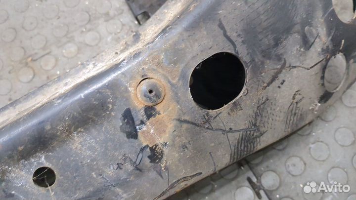 Усилитель бампера Volkswagen Transporter 5, 2013