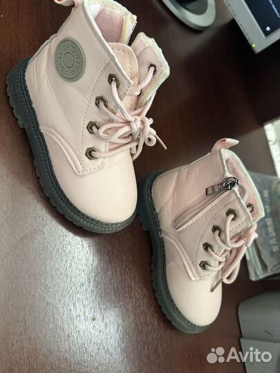 Ботинки для девочки демисезонные 24 размер