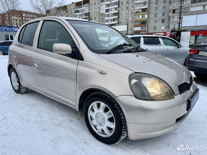 Toyota Vitz 1.3 AT, 2001, 216 750 км