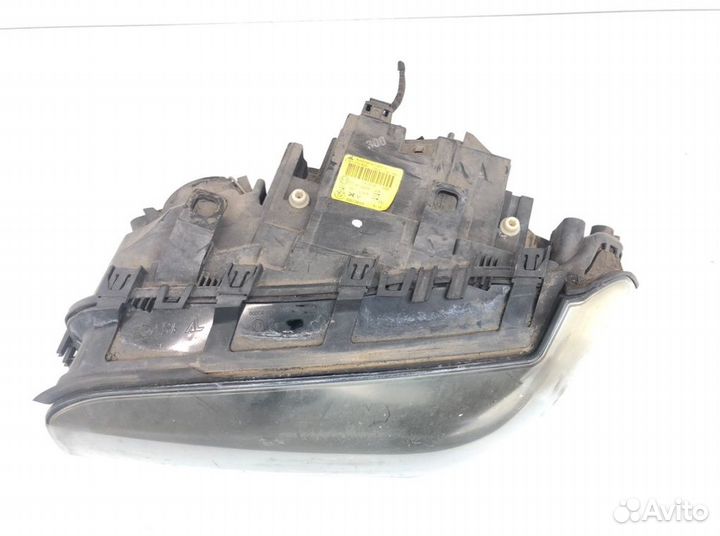 Фара левая Bmw X3 E83 3.0 I 2004