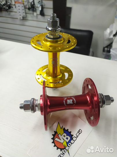 Втулка передняя алюминиевая Novatec 32 отверстия