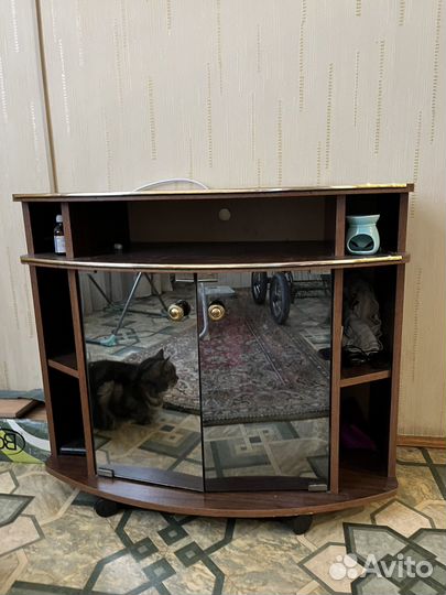 Тумба под телевизор