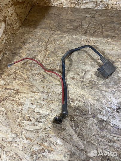 Плюсовая клемма VW Passat B6 B7 CC 05-15