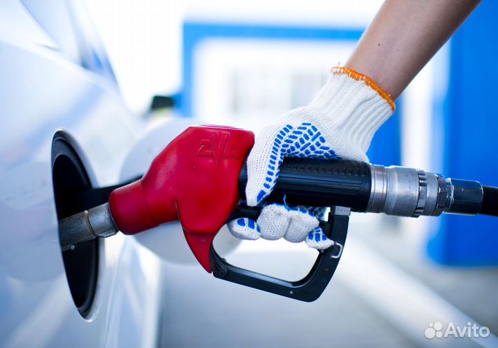 Заправщик АЗС