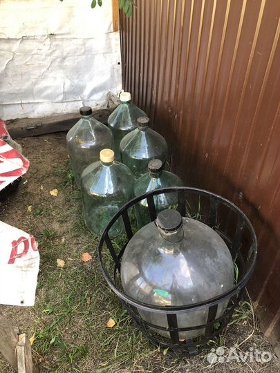 Стеклянная бутыль 50 литров