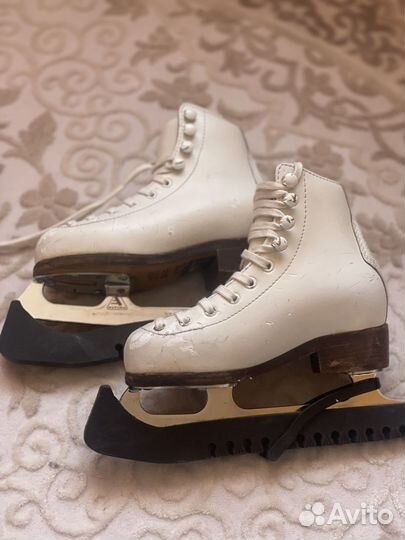 Коньки для фигурного катания профессиональные