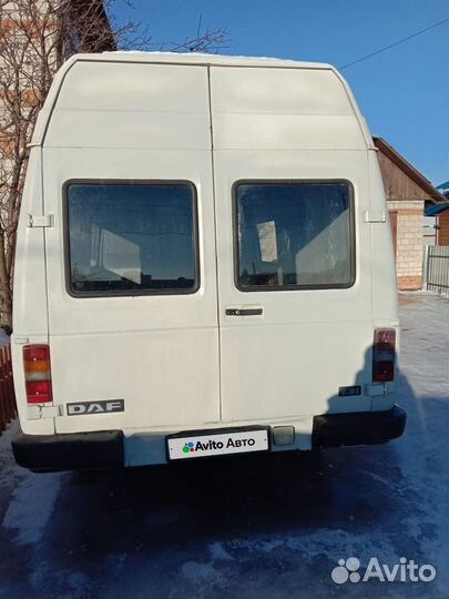 DAF 400 цельнометаллический, 1990