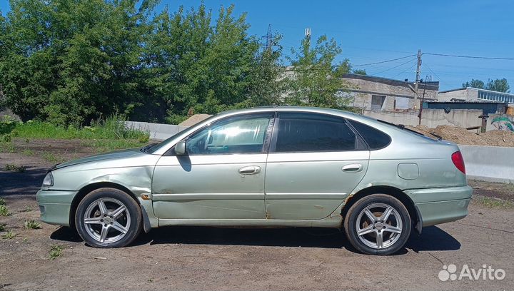 Toyota Avensis 2.0 МТ, 1998, 451 213 км