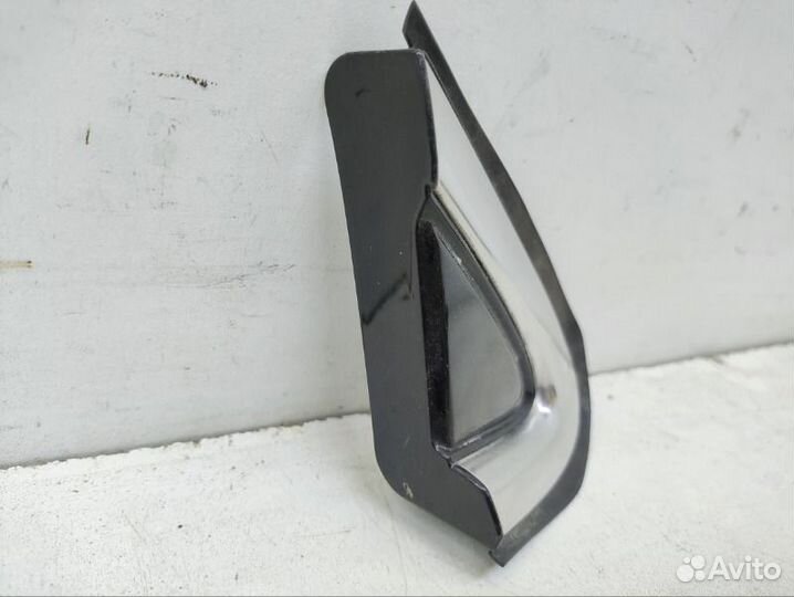 Накладка двери передняя правая Lexus Rx 4