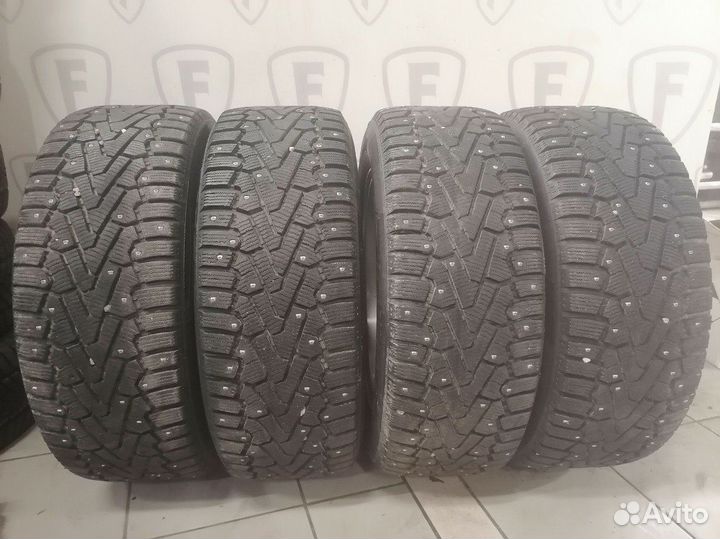 Pirelli Ice Zero 235/55 R17 103T