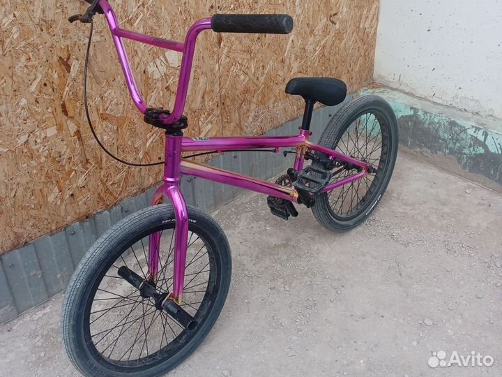 Трюковой велосипед bmx