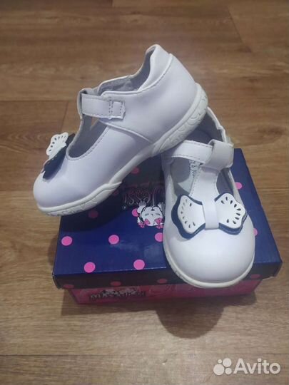 Туфли для девочки