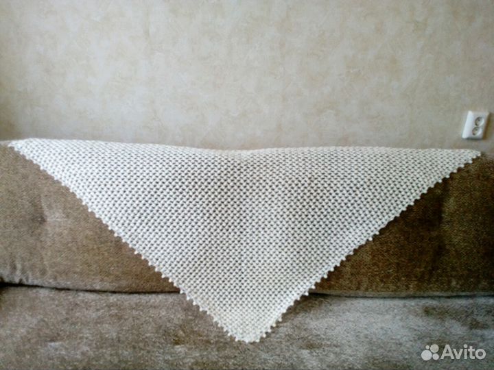 Шали ажурные новые