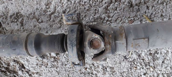 Карданный вал на Mercedes W140