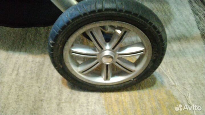 Продам коляску 3в1