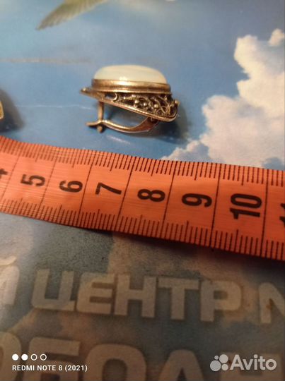 Серьги с лунным камнем