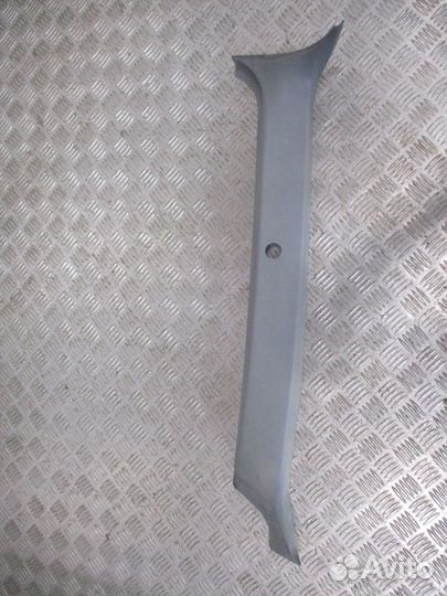 Накладка лобового стекла левая Mercedes-Benz A9416