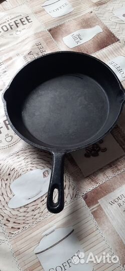 Сковорода чугунная