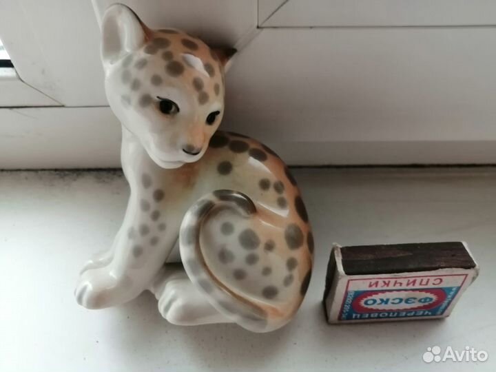 Фарфоровый бурундук