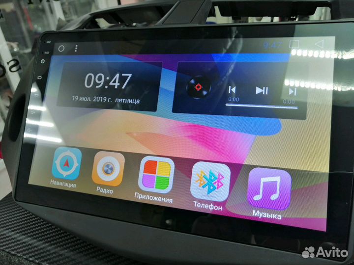 Магнитола на RAV4 Toyota на Android