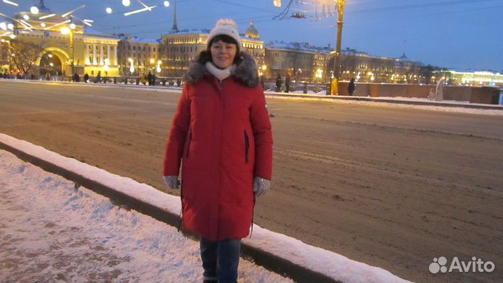 Продавец косметики