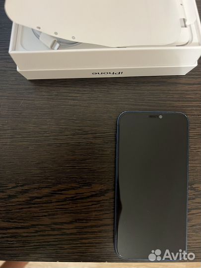 iPhone 12, 64 ГБ