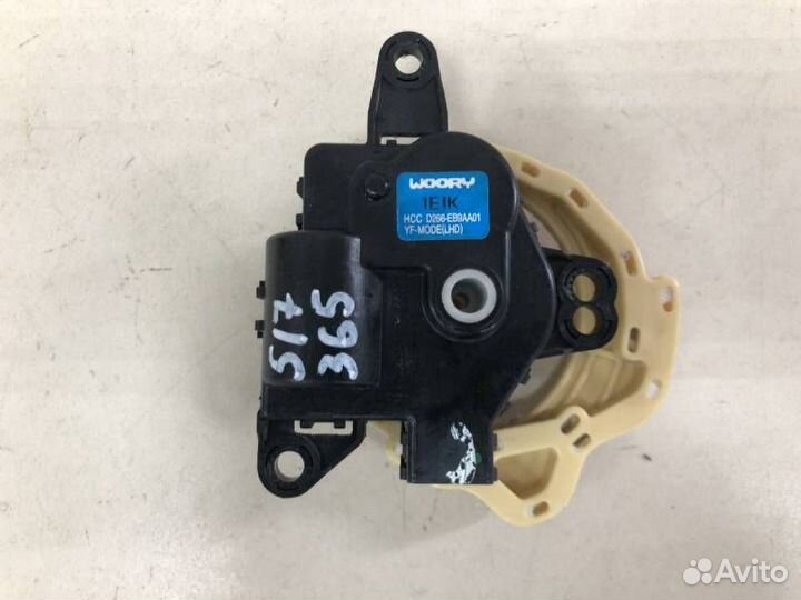 Моторчик заслонки печки Kia Ceed JD 2012-2018