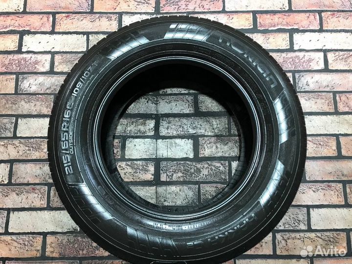 Nokian Tyres Hakka C2 215/65 R16