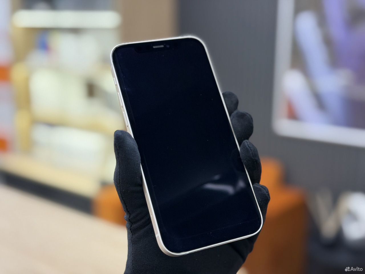 iPhone 12, 64 ГБ, SIM + eSIM