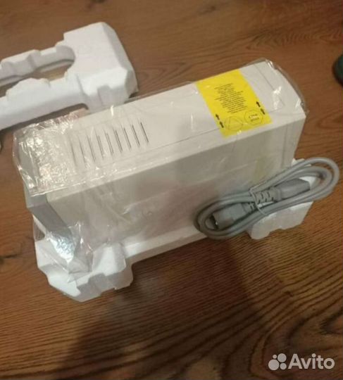 Бесперебойник APS Back-UPS PS 500