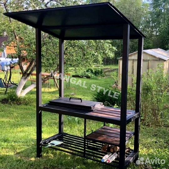 Мангал с крышей
