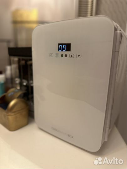 Минихолодильник для косметики