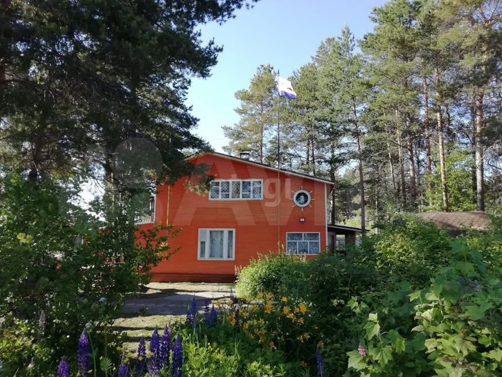 Дача 50,3 м² на участке 11 сот.