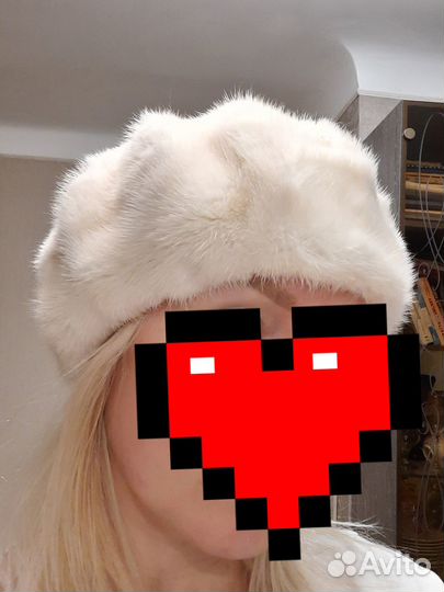 Шапка норковая новая молочного цвета.Цена 4 тыс