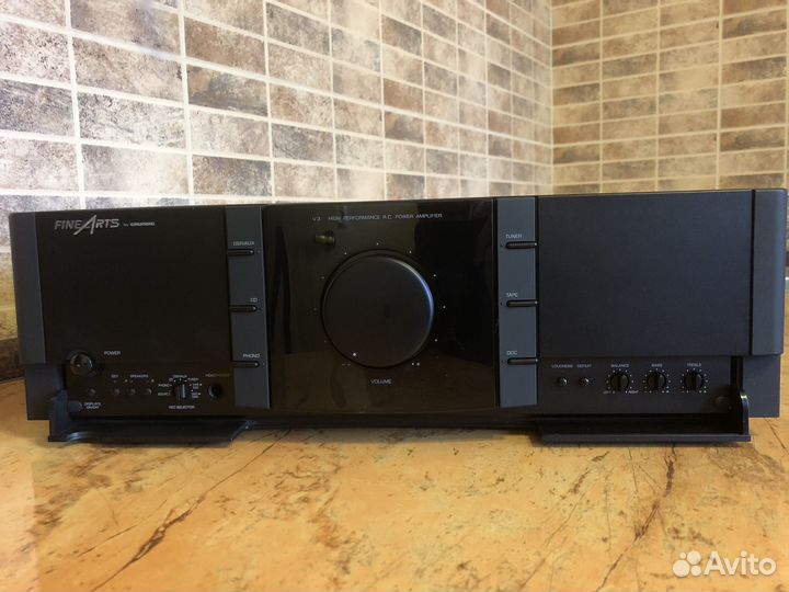Усилитель Grundig V-3 Fine Arts (пульт)