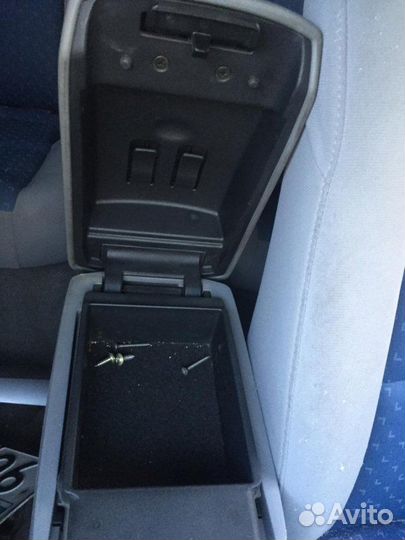 Подлокотник Mazda Mazda 3 Axela BK ZY-VE 114Л.С