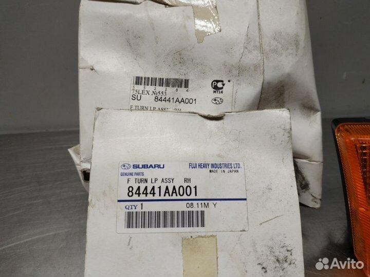 Повторитель поворота в крыло передний правый