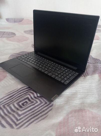 Ноутбук lenovo